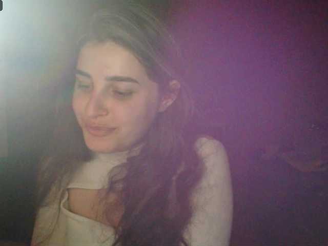 Roselina's BongaCams show and profile