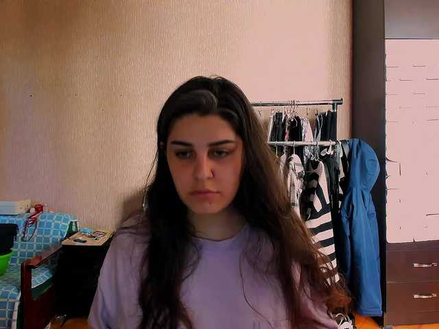 Roselina's BongaCams show and profile