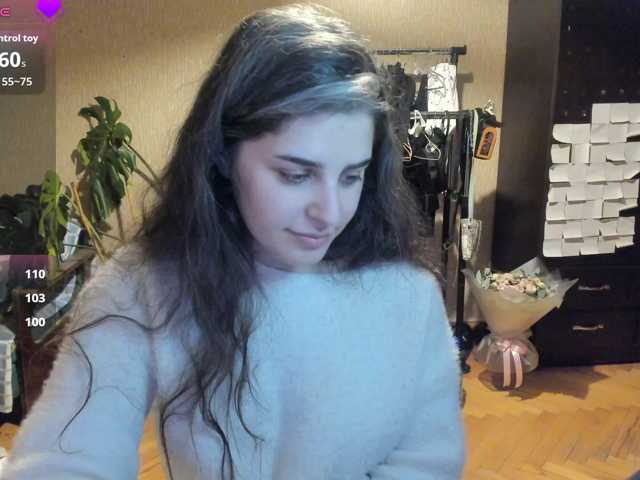 Roselina live cam on BongaCams