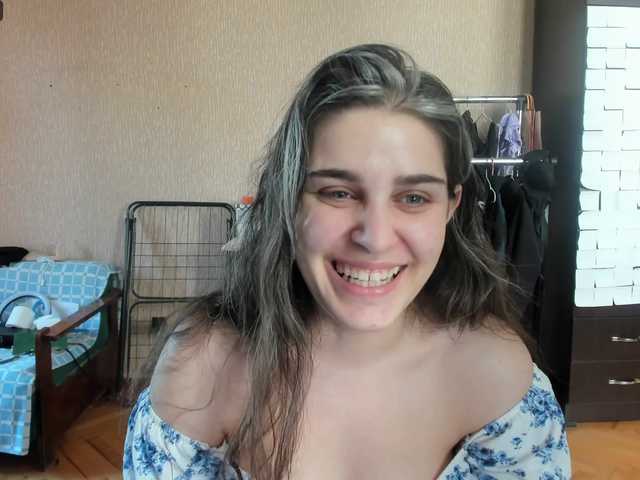 Roselina live cam on BongaCams