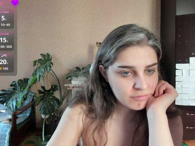 Roselina live cam on BongaCams