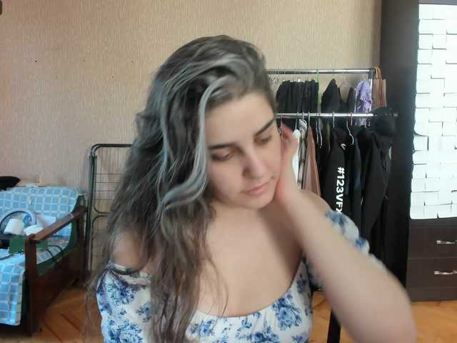 Roselina live cam on BongaCams