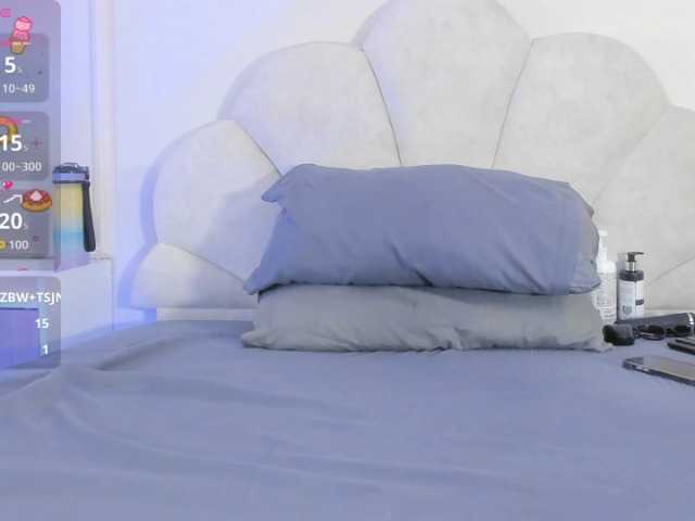 Candaceowens live webcam show