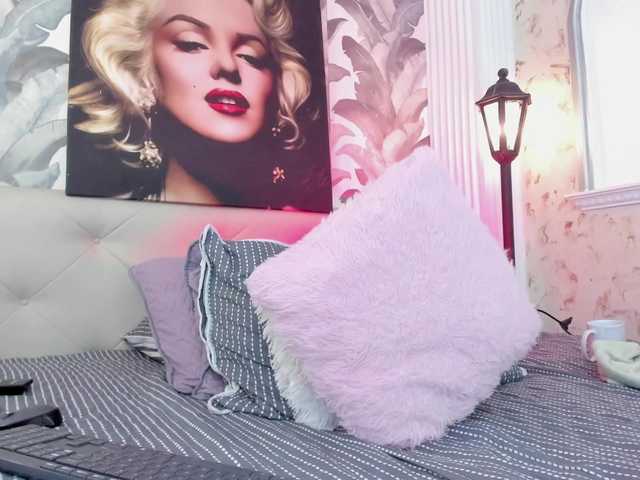 viktoria-davis live cam on BongaCams