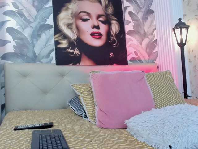 viktoria-davis, en directo ahora en BongaCams