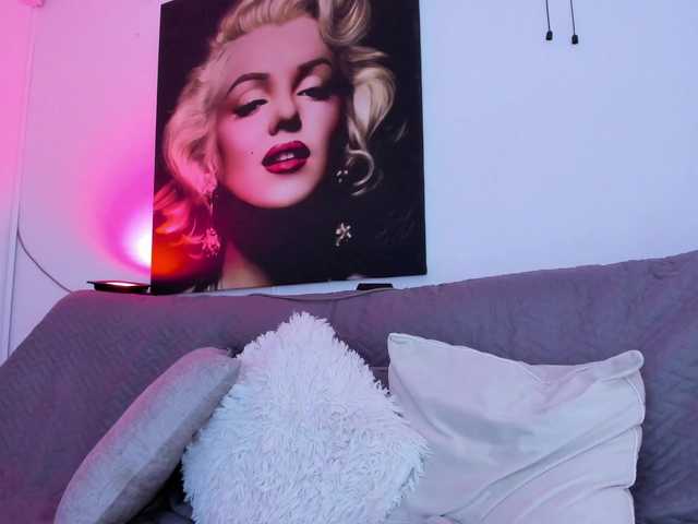 viktoria-davis Live Cam on BongaCams