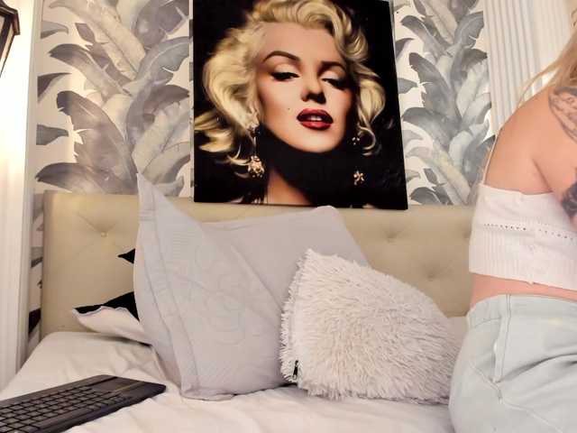 viktoria-davis webcam