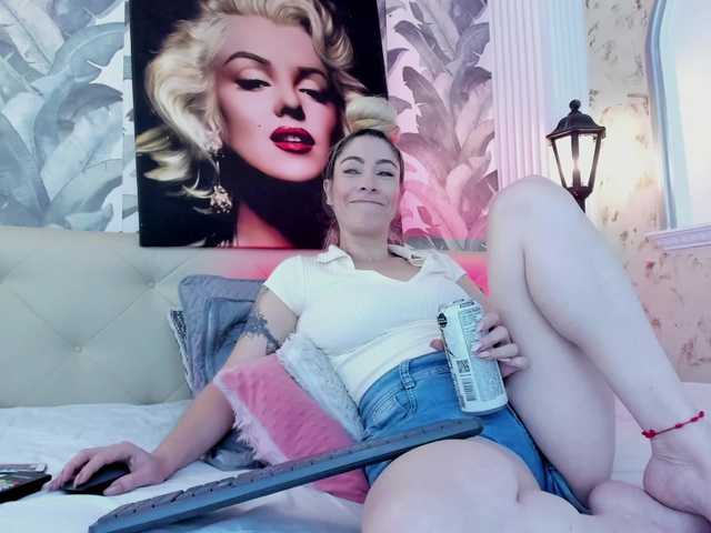 viktoria-davis live cam on BongaCams