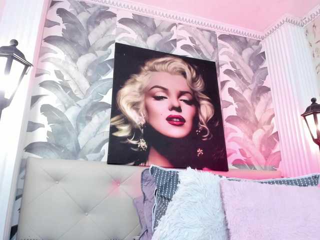 viktoria-davis live cam on BongaCams