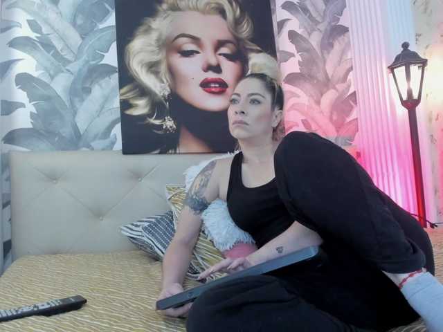 viktoria-davis, en vivo ahora en BongaCams