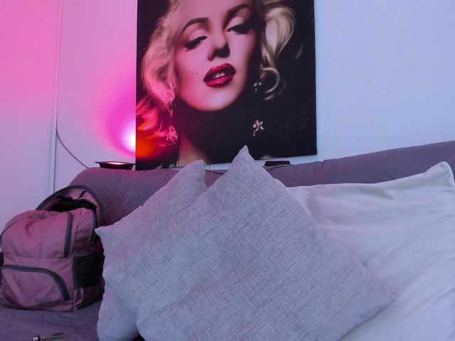 viktoria-davis webcam