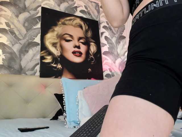 viktoria-davis live cam on BongaCams