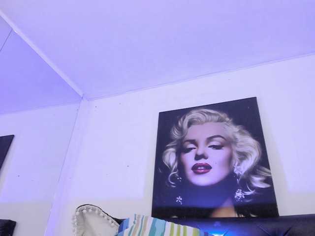 viktoria-davis live cam on BongaCams