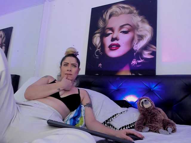 viktoria-davis live cam on BongaCams