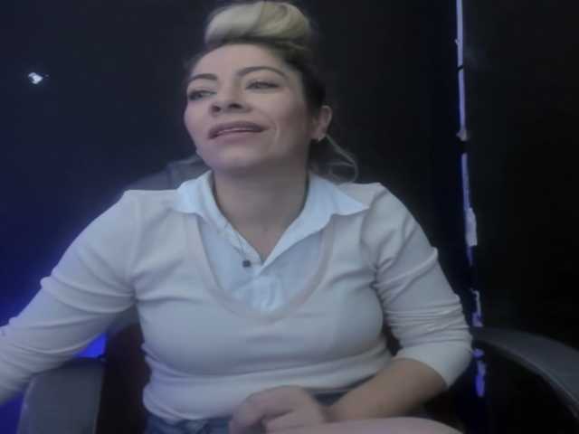 viktoria-davis