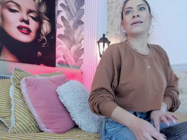 viktoria-davis