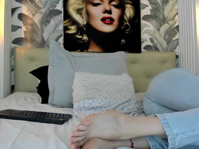 viktoria-davis live cam on BongaCams