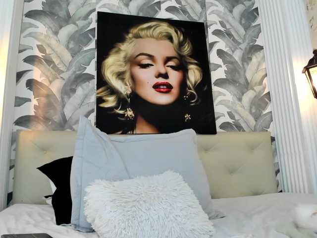 viktoria-davis live cam on BongaCams