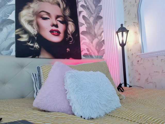viktoria-davis live cam preview