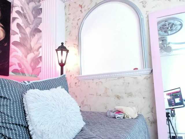 viktoria-davis live cam on BongaCams
