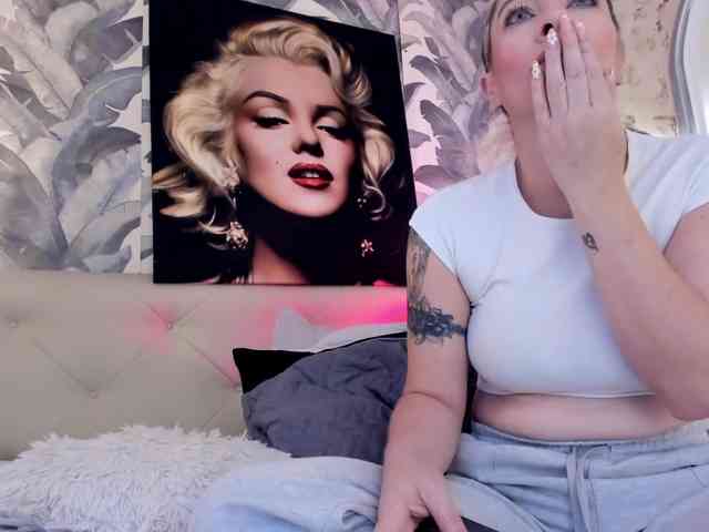 viktoria-davis webcam