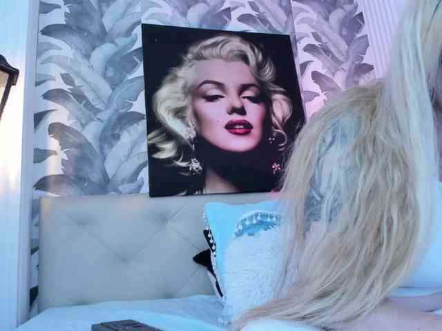 viktoria-davis webcam
