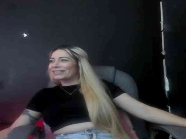 viktoria-davis webcam