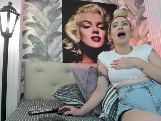 viktoria-davis webcam