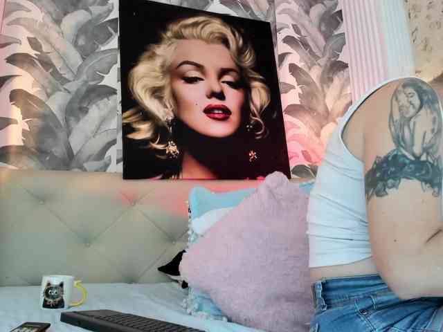 viktoria-davis webcam