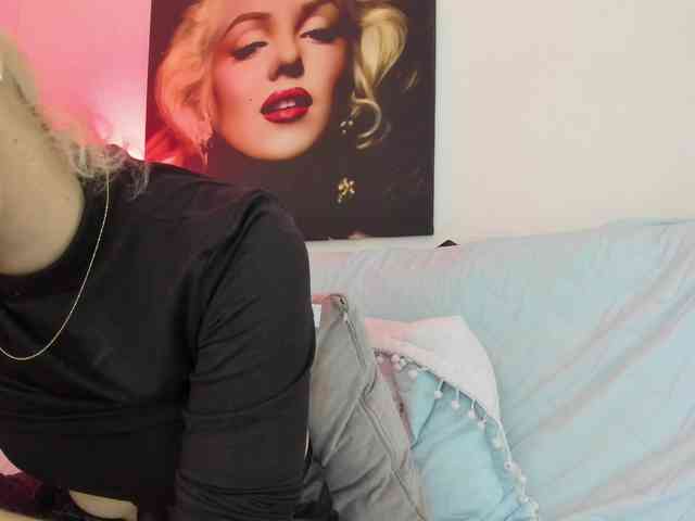 viktoria-davis webcam