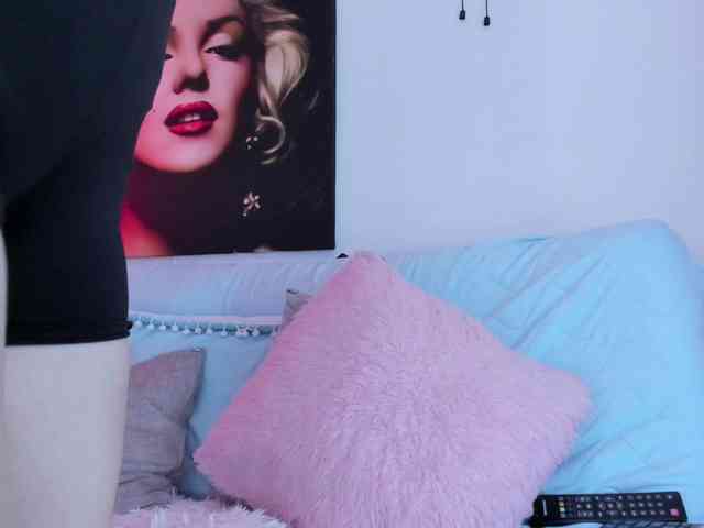 viktoria-davis Live Webcam on BongaCams