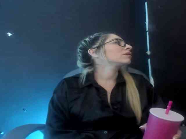 viktoria-davis webcam