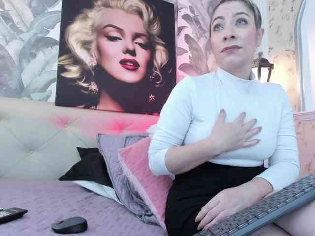 viktoria-davis webcam