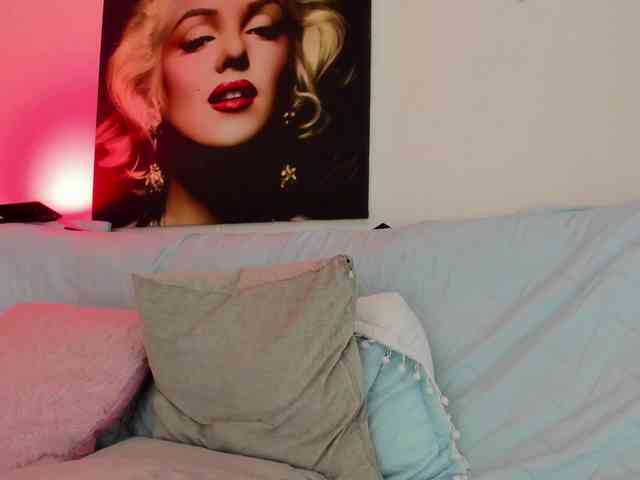 viktoria-davis webcam