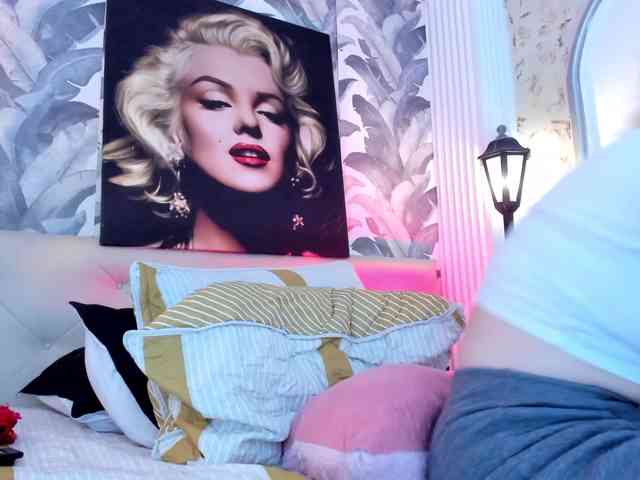 viktoria-davis webcam