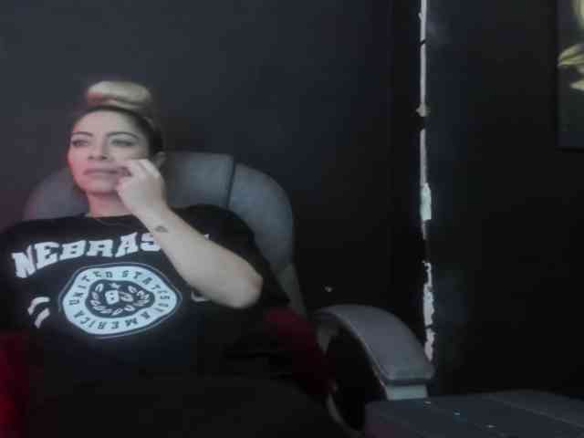 viktoria-davis webcam