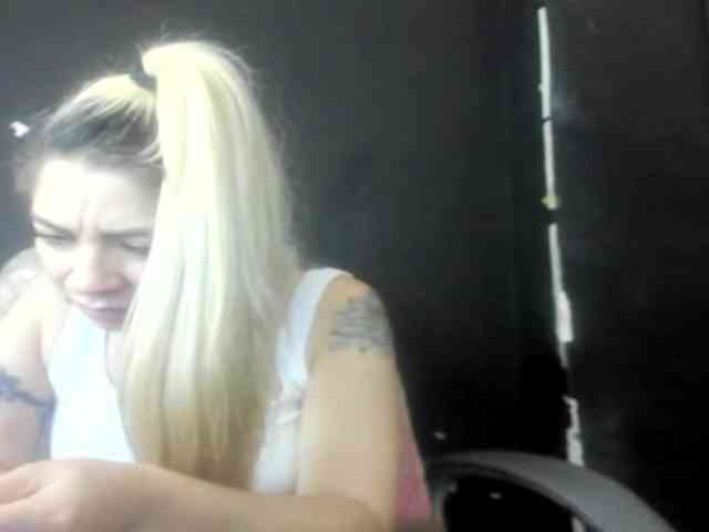 viktoria-davis webcam