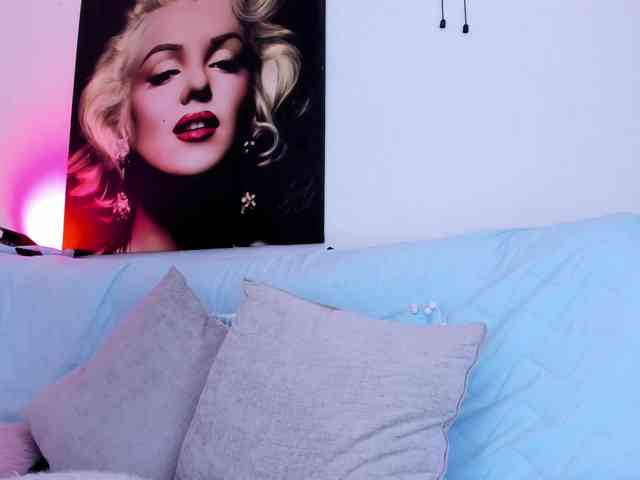 viktoria-davis webcam