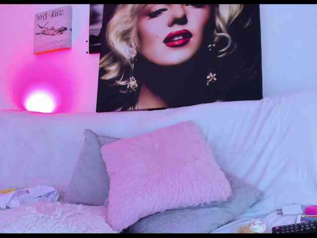 viktoria-davis webcam
