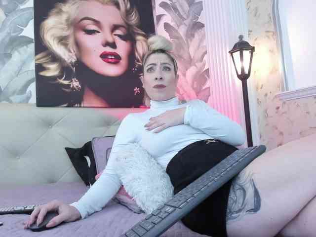 viktoria-davis webcam