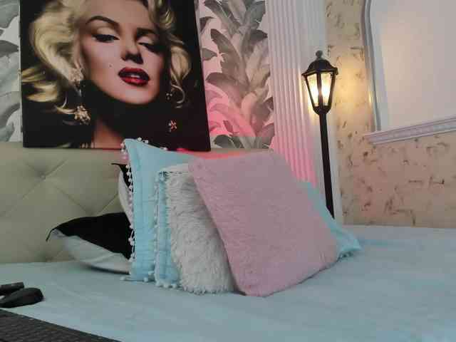 viktoria-davis webcam