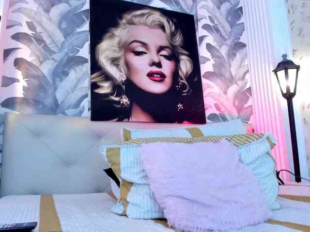 viktoria-davis webcam