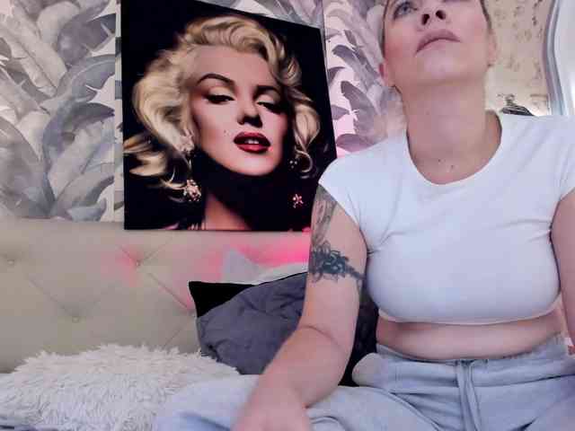 viktoria-davis webcam