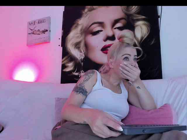 viktoria-davis webcam