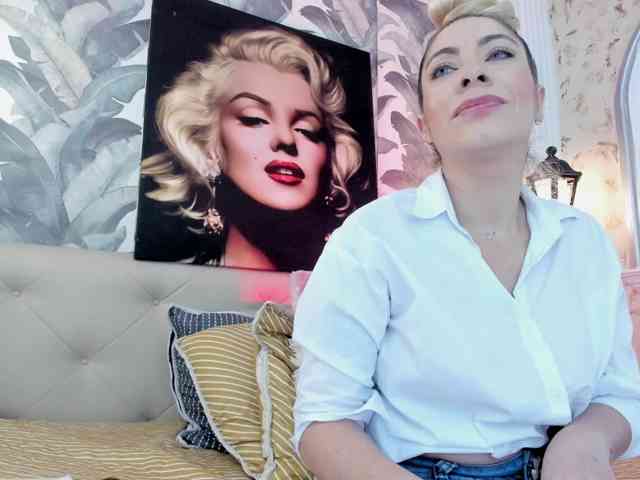 viktoria-davis webcam