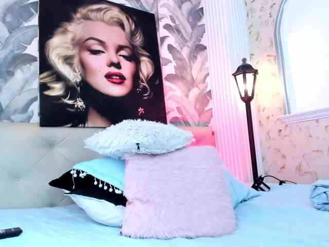 viktoria-davis webcam