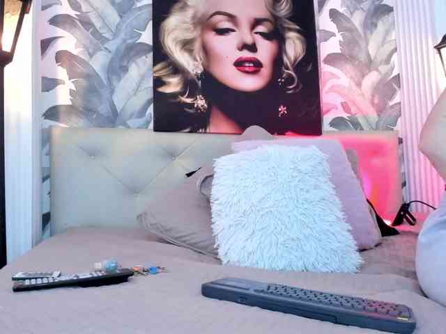 viktoria-davis webcam