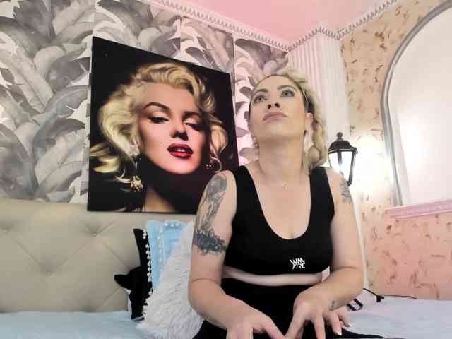 viktoria-davis webcam