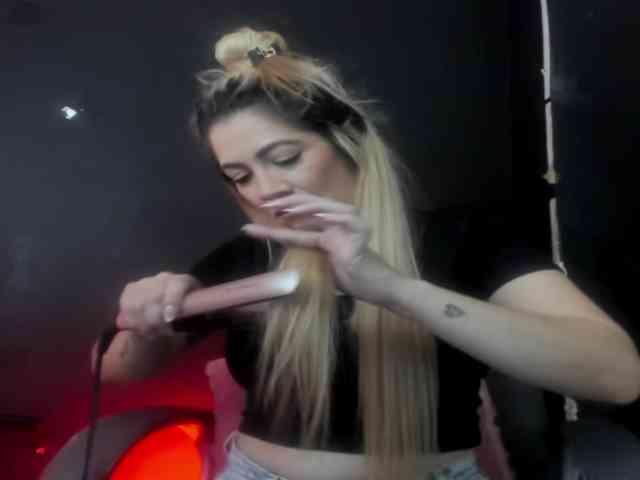 viktoria-davis webcam