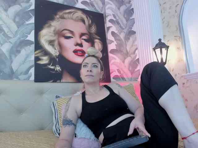 Viktoria-davis - Girl 